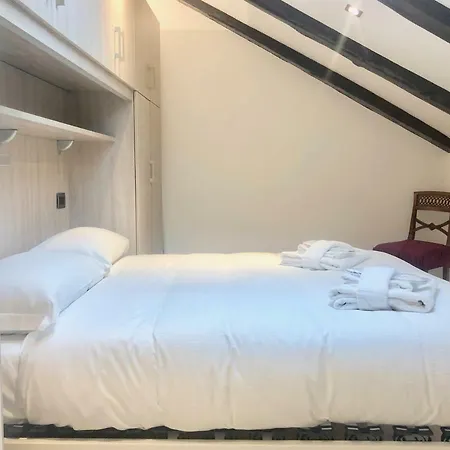 Triestevillas Largo Barriera, Intimate&friendly Attic W/ Ac Trieste